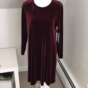 Amanda Smith Velvety Party Dress